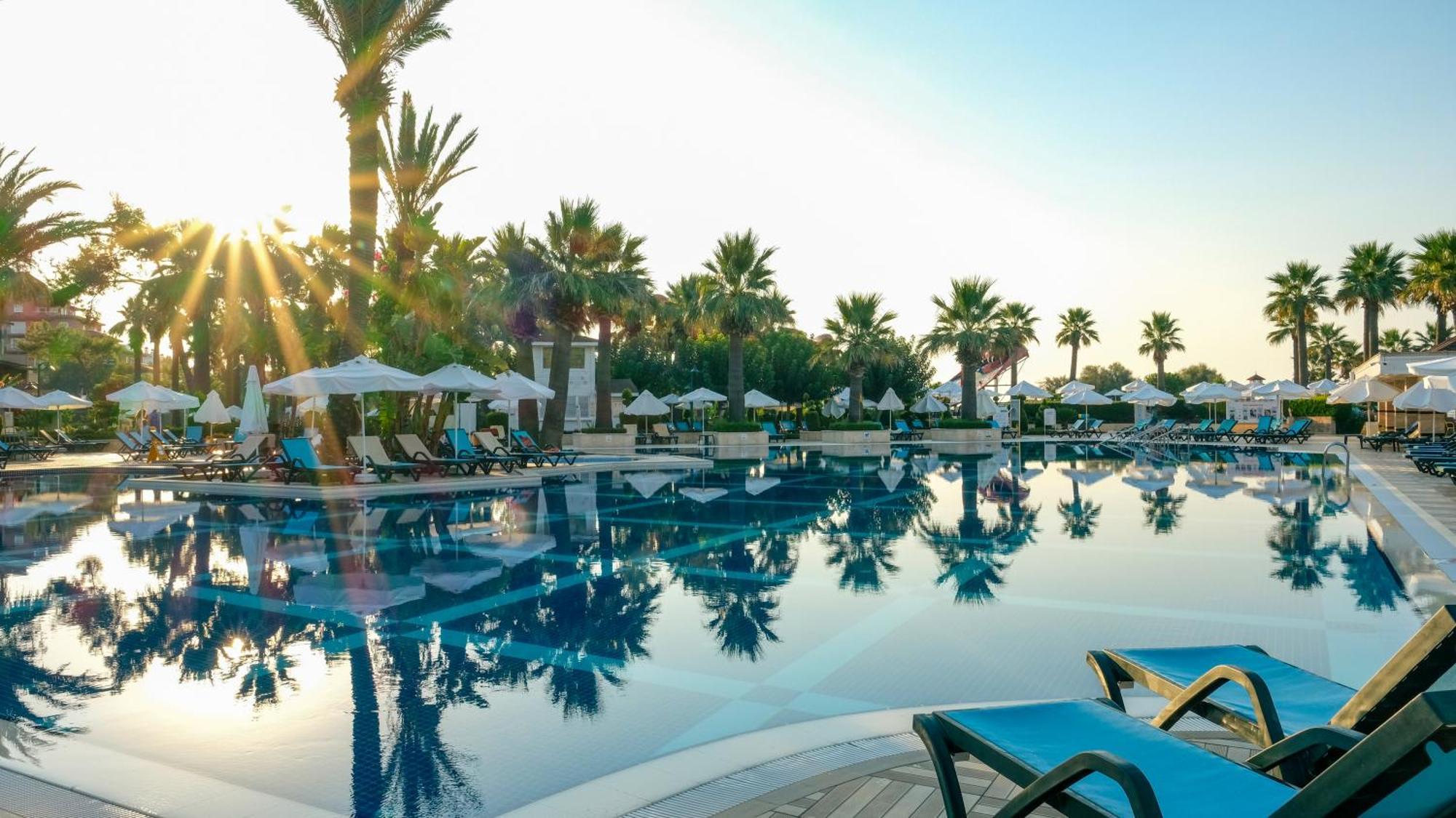 Crystal Tat Beach Golf Resort & Spa Belek Eksteriør bilde