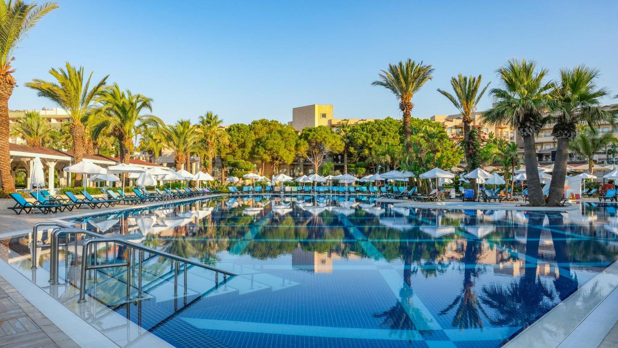 Crystal Tat Beach Golf Resort & Spa Belek Eksteriør bilde